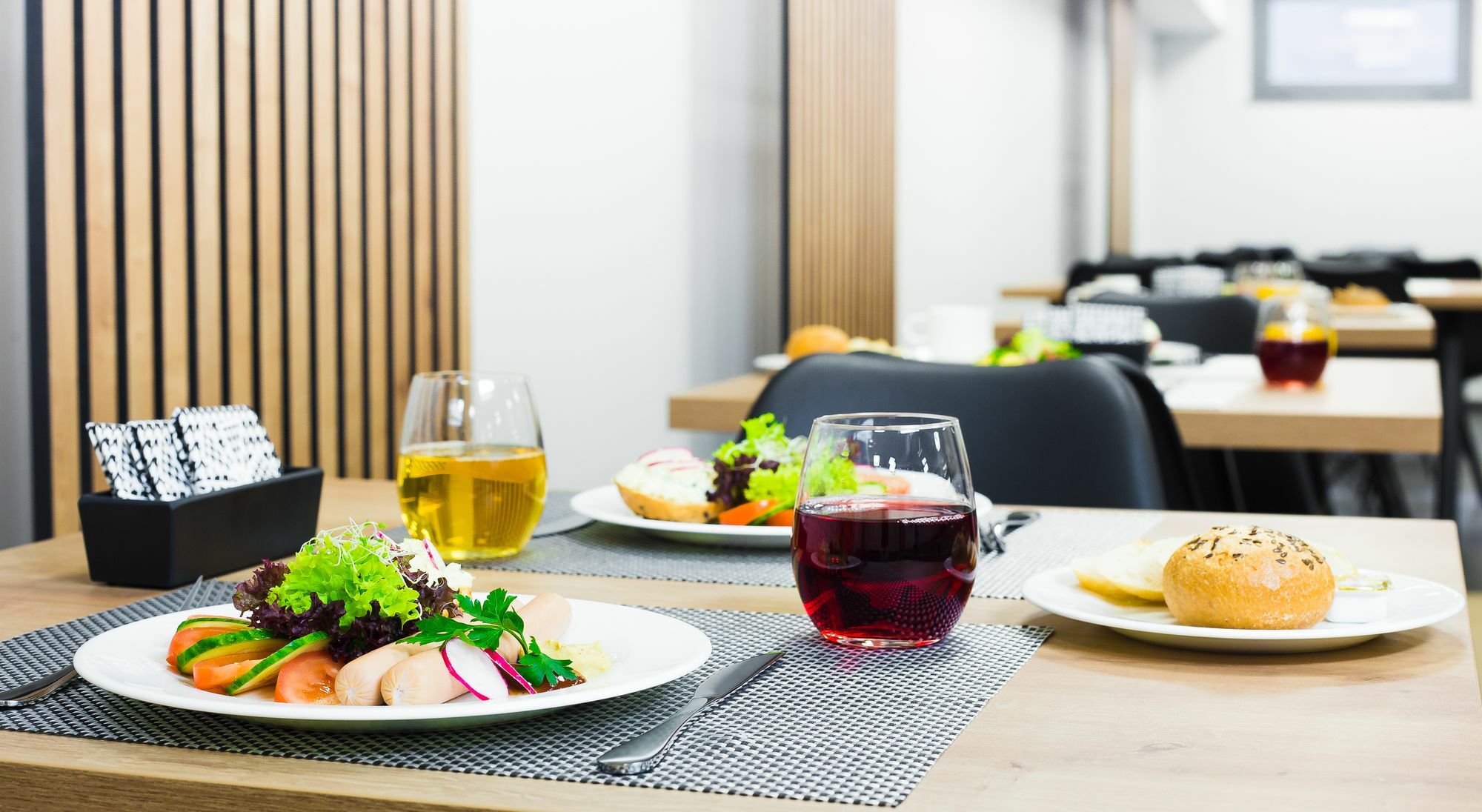 Waw Airport Okęcie 2* Warszawa